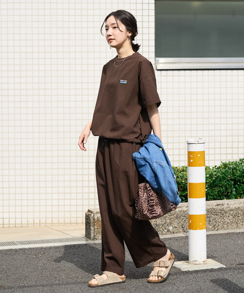 FREAK'S STORE(フリークスストア)の「限定展開 <UVカット・接触冷感・吸水速乾>AiRide(エアライド) 半袖 TEE セットアップ(Tシャツ/カットソー・レディース・ブラウン/コーラルピンク/ネイビー/ベージュ/オリーブ/ブラック・MEDIUM/SMALL)」の21枚目の写真