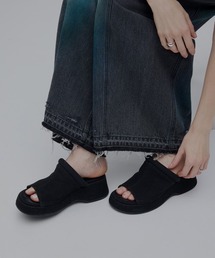 Ameri（アメリ）の「PLUMP LINE  SUEDE WEDGE SANDAL（サンダル）」