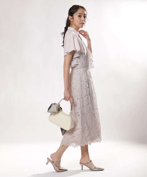 JUSGLITTY(ジャスグリッティー)の「ラッフルボウタイパールバーブラウス(シャツ/ブラウス・レディース・ピンク/ネイビー/ホワイト・2/1)」の14枚目の写真