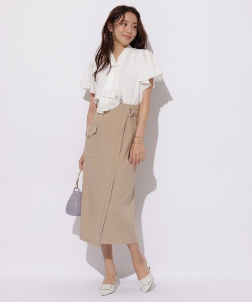 JUSGLITTY(ジャスグリッティー)の「ラッフルボウタイパールバーブラウス(シャツ/ブラウス・レディース・ピンク/ネイビー/ホワイト・2/1)」の21枚目の写真