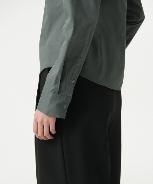 MUSINSA STANDARD WOMAN（ムシンサスタンダードウーマン）の「ウィメンズスリムフィットシャツ[ライトカーキ]（シャツ/ブラウス・レディース・その他・LARGE/MEDIUM/SMALL/X-SMALL）」の5枚目の写真