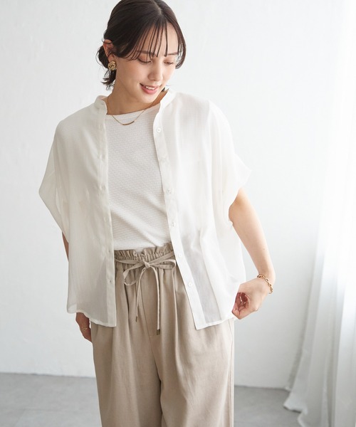 ikka(イッカ)の「【雑誌InRed6月号掲載】コットンライクシアードルマンブラウス(シャツ/ブラウス・レディース・ブルー/オフホワイト/ライトグリーン/グレイッシュベージュ/チャコール・M/L/S)」の21枚目の写真