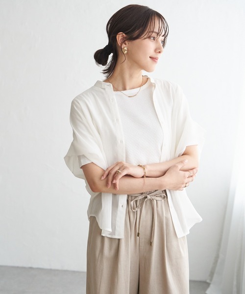 ikka(イッカ)の「【雑誌InRed6月号掲載】コットンライクシアードルマンブラウス(シャツ/ブラウス・レディース・ブルー/オフホワイト/ライトグリーン/グレイッシュベージュ/チャコール・M/L/S)」の19枚目の写真
