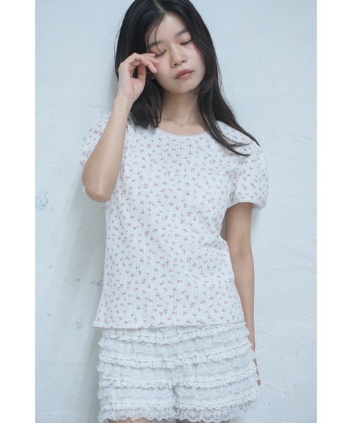 Smyeon(スミョン)の「Flower print puff sleeve tee/花柄パフTシャツ(Tシャツ/カットソー・レディース・ホワイト/クリーム/ピンク・FREE)」の4枚目の写真