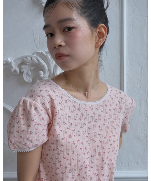Smyeon(スミョン)の「Flower print puff sleeve tee/花柄パフTシャツ(Tシャツ/カットソー・レディース・ホワイト/クリーム/ピンク・FREE)」の19枚目の写真