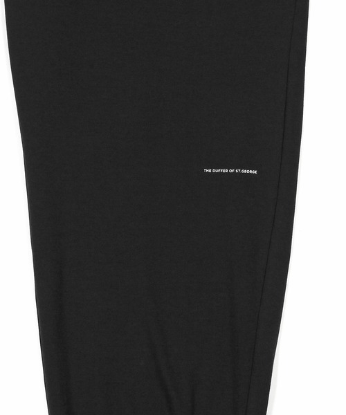 The DUFFER of ST.GEORGE(ザダファーオブセントジョージ)の「COOLMAX 2LAYERS LOOSE EASY PANTS:セットアップ対応 2層構造 吸水速乾クールマックス イージージョガーパンツ / アスレジャー / ジム・スポーツ / ワンマイルウェア(スウェットパンツ・メンズ・ライトグレー/ブラック/ブルーグレー・X-LARGE/LARGE/MEDIUM/SMALL)」の17枚目の写真