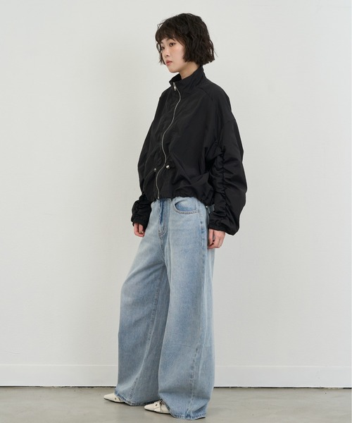 NUJOH(ヌゾ)の「Light Zip-Up Shirring Jacket / ライトジップアップシャーリングジャケット(ブルゾン・レディース・ホワイト/グレー/ブラック・FREE)」の19枚目の写真