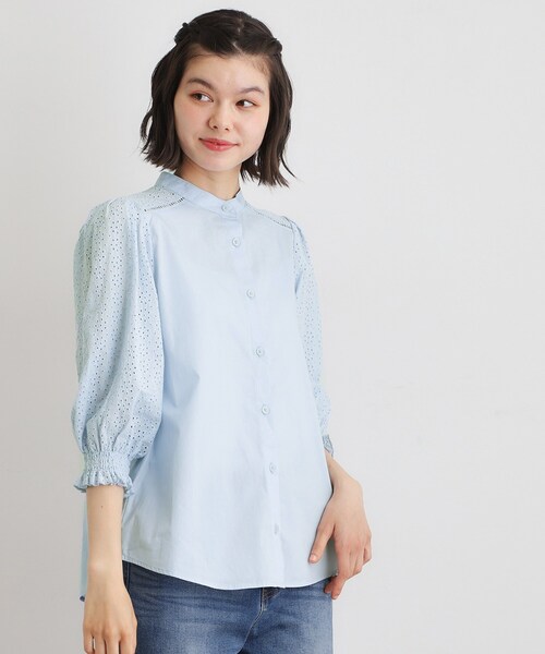 LAURA ASHLEY(ローラアシュレイ)の「【コットン100%/ゆったりシルエット】ブロダリーアングレーズ コットンブラウス(シャツ/ブラウス・レディース・ブラック/サックスブルー/オフホワイト・38/40)」の3枚目の写真