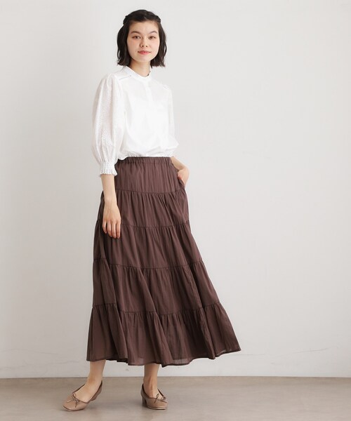 LAURA ASHLEY(ローラアシュレイ)の「【コットン100%/ゆったりシルエット】ブロダリーアングレーズ コットンブラウス(シャツ/ブラウス・レディース・ブラック/サックスブルー/オフホワイト・38/40)」の6枚目の写真