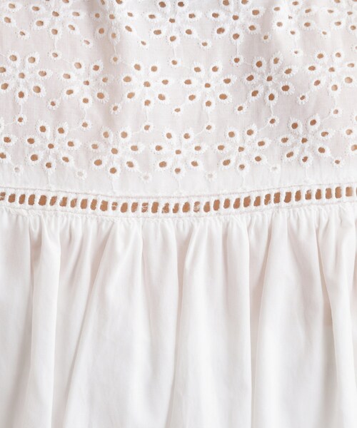 LAURA ASHLEY(ローラアシュレイ)の「【コットン100%/ゆったりシルエット】ブロダリーアングレーズ コットンブラウス(シャツ/ブラウス・レディース・ブラック/サックスブルー/オフホワイト・38/40)」の7枚目の写真