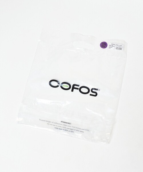 OOFOS(ウーフォス)の「<OOFOS> OOriginal+(サンダル・レディース・ブラック/ナチュラル・23cm/25cm/24cm/22cm)」の17枚目の写真