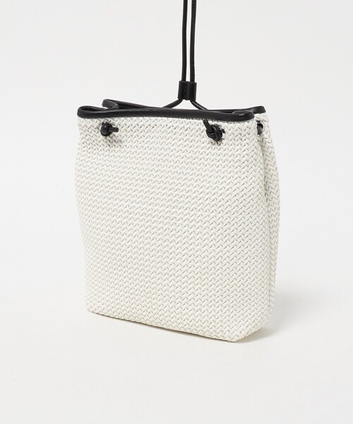 BEAUTY&YOUTH UNITED ARROWS(ビューティーアンドユースユナイテッドアローズ)の「ウーブン メッシュ ミニ ショルダー バッグ(ショルダーバッグ・メンズ・ブラック・FREE)」の3枚目の写真