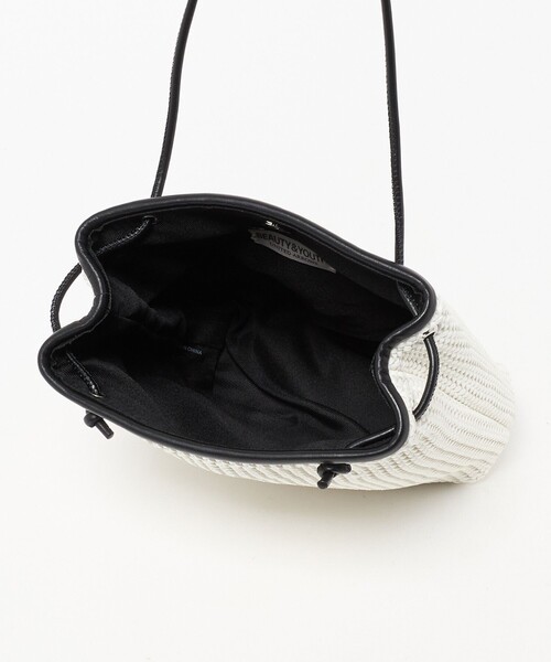 BEAUTY&YOUTH UNITED ARROWS(ビューティーアンドユースユナイテッドアローズ)の「ウーブン メッシュ ミニ ショルダー バッグ(ショルダーバッグ・メンズ・ブラック・FREE)」の5枚目の写真
