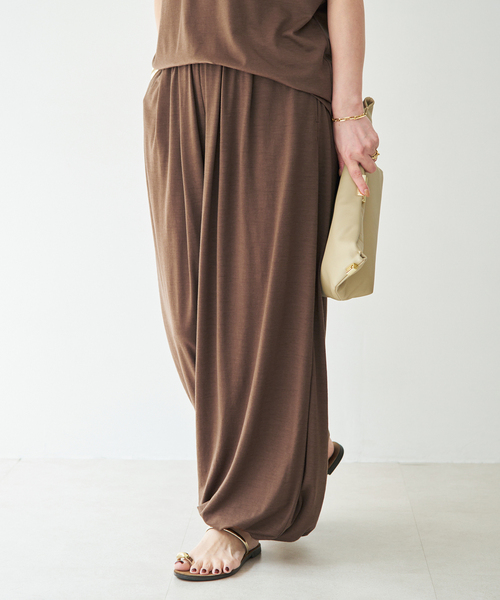 Deuxieme Classe(ドゥーズィエムクラス)の「Prime wool harem パンツ(スラックス・レディース・ブラック/ブラウン・38/36)」の18枚目の写真