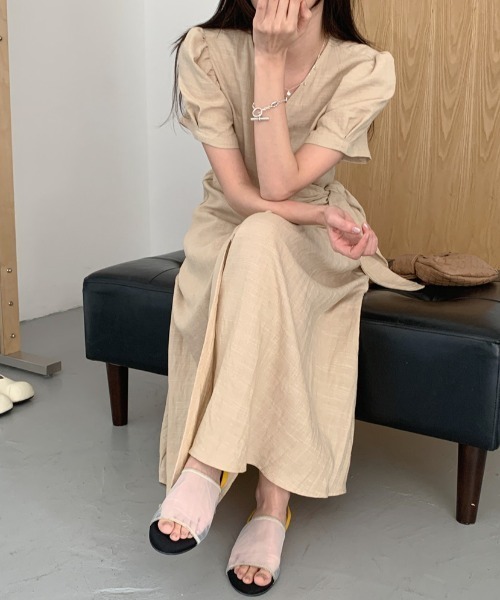 FAVORITO(ファヴォリート)の「Vネックロングワンピース(ワンピース・レディース・イエロー/グレー/オフホワイト・F)」の13枚目の写真
