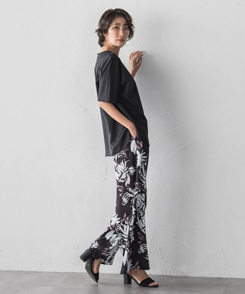 la.f…(ラエフ)の「リーフプリントワイドパンツ(その他パンツ・レディース・ブラック系その他・9号)」の9枚目の写真
