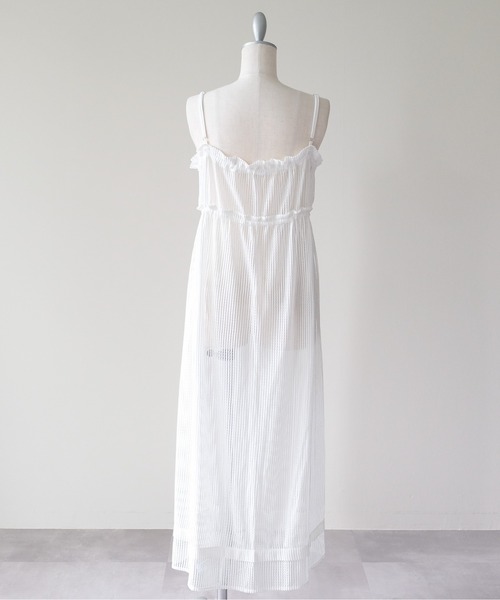 DOLLUPOOPS(ドールアップウップス)の「Gather Camisole Dress(ギャザーキャミワンピース)(ワンピース・レディース・オフホワイト/ブラック・FREE)」の15枚目の写真
