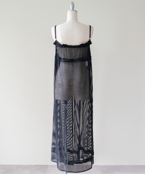 DOLLUPOOPS(ドールアップウップス)の「Gather Camisole Dress(ギャザーキャミワンピース)(ワンピース・レディース・オフホワイト/ブラック・FREE)」の17枚目の写真