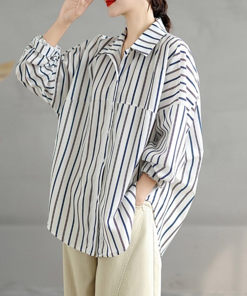 ONEP STAR(ワンピスター)の「ストライプオーバーサイズシャツ(シャツ/ブラウス・レディース・ホワイト・MEDIUM/LARGE/X-LARGE)」の1枚目の写真