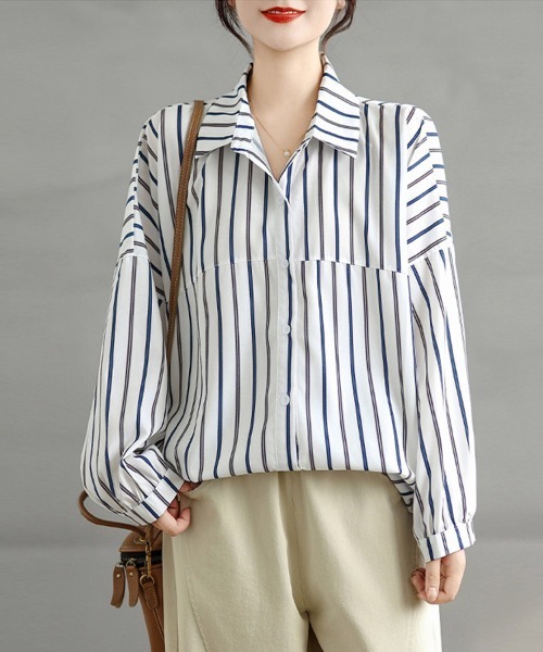 ONEP STAR(ワンピスター)の「ストライプオーバーサイズシャツ(シャツ/ブラウス・レディース・ホワイト・MEDIUM/LARGE/X-LARGE)」の4枚目の写真