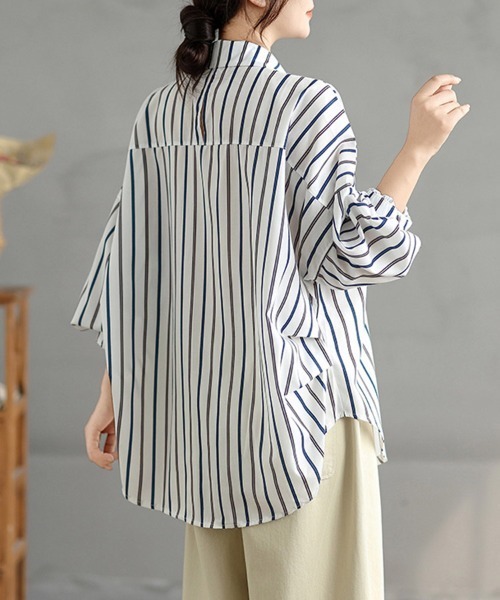 ONEP STAR(ワンピスター)の「ストライプオーバーサイズシャツ(シャツ/ブラウス・レディース・ホワイト・MEDIUM/LARGE/X-LARGE)」の5枚目の写真