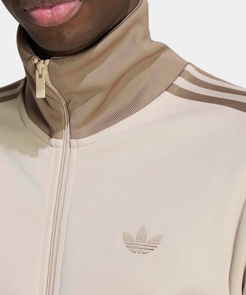 adidas(アディダス)の「adidas/アディダス ORI CLASSIC TRACK TOP クラシック ブランドロゴ スリーストライプス トラックトップ メンズ 2026年春夏春服 夏服(ジャージ・メンズ・ブラウン/オリーブ/アイボリー/ライトブラウン・S/M/L/XL)」の15枚目の写真