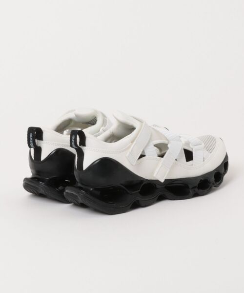 emmi（エミ）の「【Mizuno】WAVE PROPHECY Strap（スニーカー・レディース・ホワイト・24/23.5/23/25/24.5）」の2枚目の写真