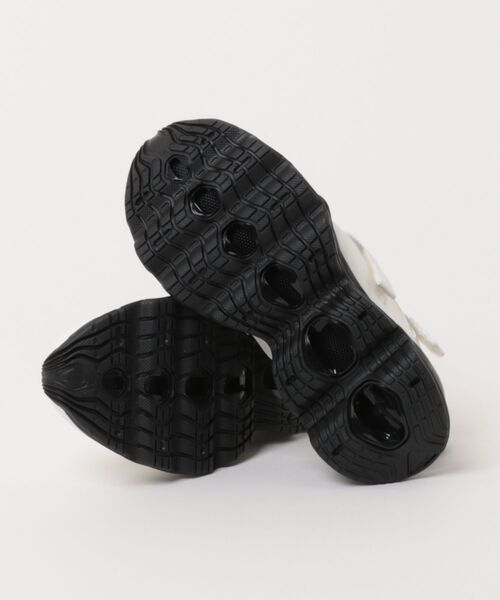 emmi（エミ）の「【Mizuno】WAVE PROPHECY Strap（スニーカー・レディース・ホワイト・24/23.5/23/25/24.5）」の3枚目の写真