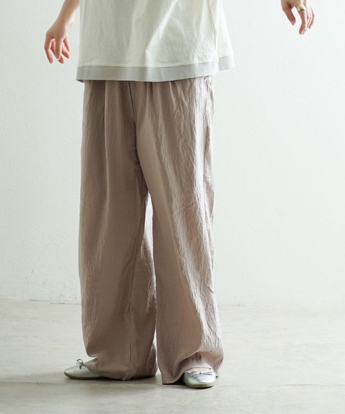 zootie(ズーティー)の「やわらかワッシャー リラックスワイドパンツ(その他パンツ・レディース・チャコール/ミント/ブラック/スモークピンク/ブルーグレー/グレイッシュベージュ/カーキ/アイボリー・M/L)」の13枚目の写真