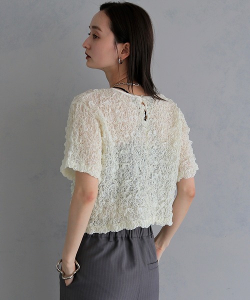 &g'aime(アンジェム)の「【&g'aime】シャーリングショートシャツ SHIRRING SHORT SHIRT(シャツ/ブラウス・レディース・ホワイト/ブラック・FREE)」の9枚目の写真
