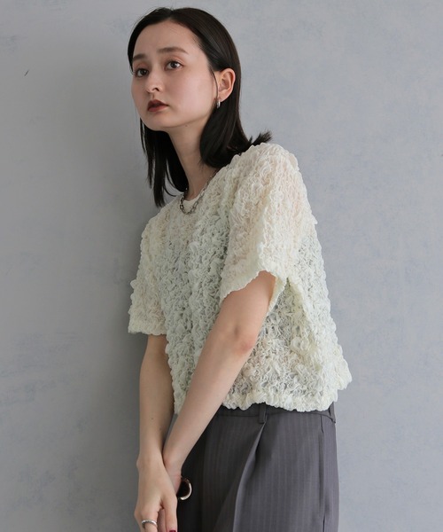 &g'aime(アンジェム)の「【&g'aime】シャーリングショートシャツ SHIRRING SHORT SHIRT(シャツ/ブラウス・レディース・ホワイト/ブラック・FREE)」の6枚目の写真