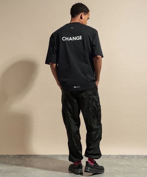 NUMERALS（ヌメラルズ）の「[NUMERALS]PHOTO PRINT SHORT SLEEVE T-SHIRT（Tシャツ/カットソー・メンズ・その他1/ホワイト/ブラック・LARGE/MEDIUM）」の12枚目の写真