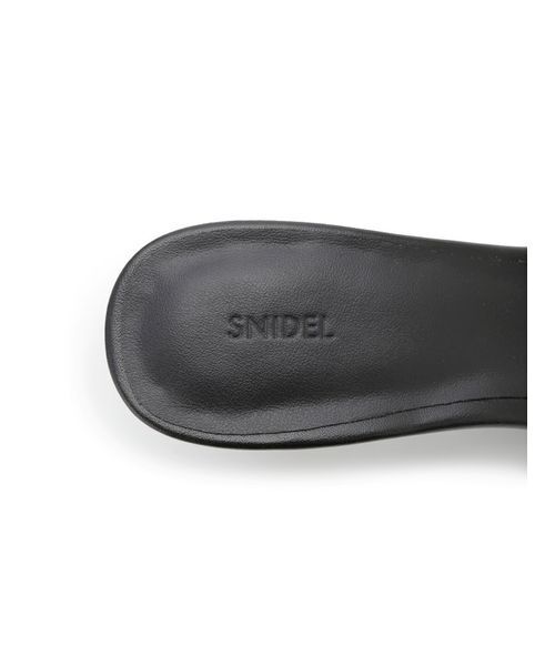 SNIDEL(スナイデル)の「リボンミュール(サンダル・レディース・ダークブラウン/アニマル/ブラック・L/M/S)」の17枚目の写真
