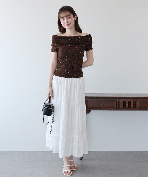 BLUEEAST(ブルーイースト)の「ドットオフショルダーカットソー(Tシャツ/カットソー・レディース・ホワイト/ブラック/ブラウン・MEDIUM)」の7枚目の写真
