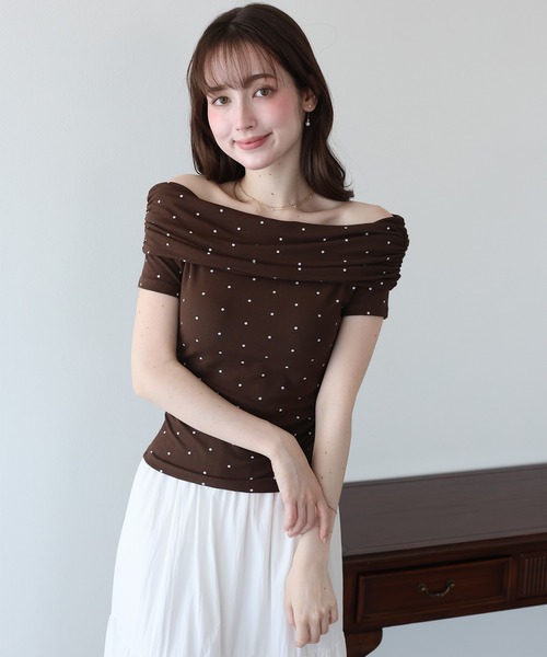 BLUEEAST(ブルーイースト)の「ドットオフショルダーカットソー(Tシャツ/カットソー・レディース・ホワイト/ブラック/ブラウン・MEDIUM)」の4枚目の写真