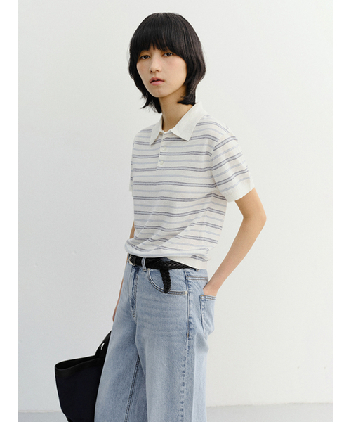DUNST(ダンスト)の「UNISEX STRIPED POLO KNIT_UDSW6B127_WHITE / SOFT BLUE(ニット/セーター・レディース・ホワイト・MEDIUM/LARGE/SMALL/X-SMALL)」の2枚目の写真