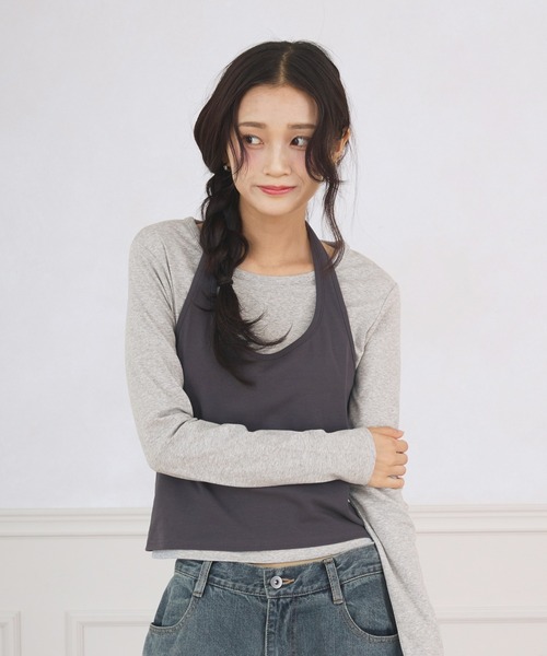 FCMM（エフシーエムエム）の「HALTER NECK ENSEMBLE / ホルターネックアンサンブル（アンサンブル・レディース・チャコールグレー/ネイビー・SMALL/MEDIUM）」の3枚目の写真
