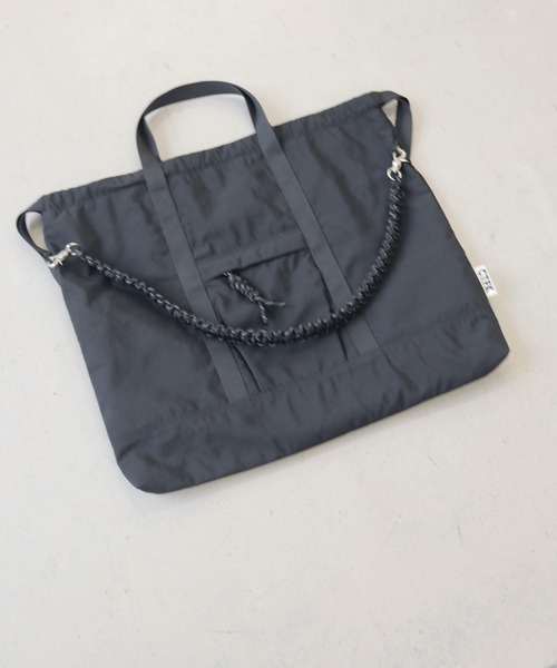 cheriella(シェリエラ)の「【cheriella】CONTROL FREAK / CTFK(コントロールフリーク)/撥水ナイロンコードチェーン3WAYトートバッグ NYLON CORD CHAIN 3WAY TOTE BAG(ショルダーバッグ・レディース・ブラック/ベージュ・FREE)」の13枚目の写真