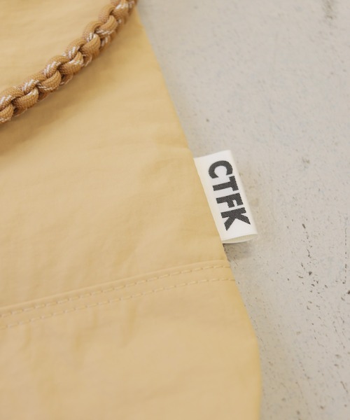 cheriella(シェリエラ)の「【cheriella】CONTROL FREAK / CTFK(コントロールフリーク)/撥水ナイロンコードチェーン3WAYトートバッグ NYLON CORD CHAIN 3WAY TOTE BAG(ショルダーバッグ・レディース・ブラック/ベージュ・FREE)」の11枚目の写真