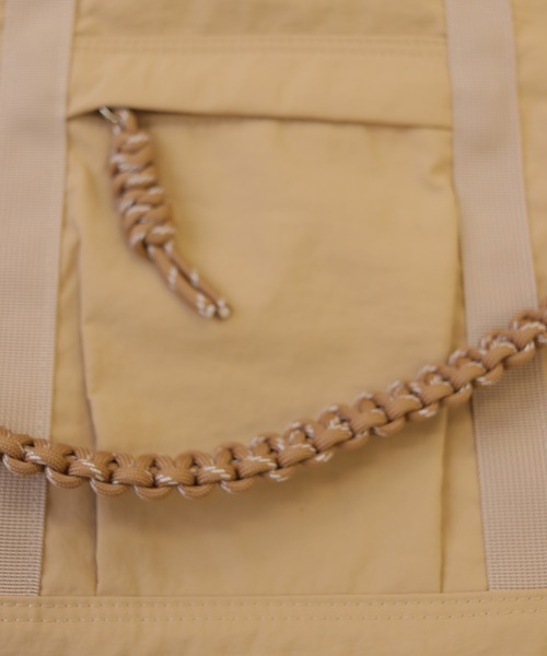 cheriella(シェリエラ)の「【cheriella】CONTROL FREAK / CTFK(コントロールフリーク)/撥水ナイロンコードチェーン3WAYトートバッグ NYLON CORD CHAIN 3WAY TOTE BAG(ショルダーバッグ・レディース・ブラック/ベージュ・FREE)」の12枚目の写真