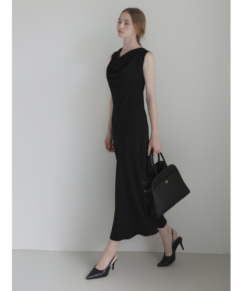 celon(セロン)の「elegant drape maxi dress(ドレス・レディース・ブラック・FREE)」の11枚目の写真