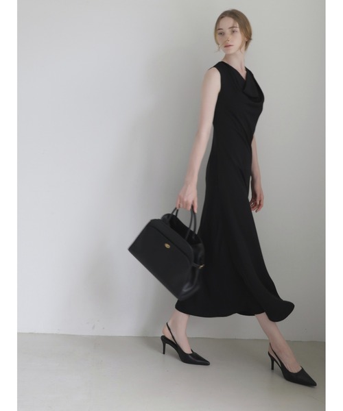 celon(セロン)の「elegant drape maxi dress(ドレス・レディース・ブラック・FREE)」の13枚目の写真