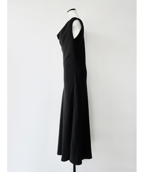 celon(セロン)の「elegant drape maxi dress(ドレス・レディース・ブラック・FREE)」の2枚目の写真
