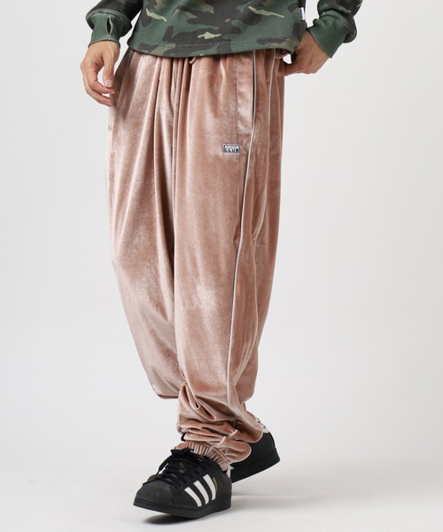 PRO CLUB (プロクラブ)の「PRO CLUB VELOUR TRACK PANT サイドラインベロアトラックパンツ セットアップ可(その他パンツ・メンズ・ブラック/ピンク/シルバー/ネイビー・M/S/2XL/3XL/XS/XL/L)」の19枚目の写真