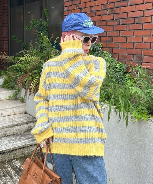Alley Tokyo(アリートーキョー)の「ゆるビッグボーダーニット(ニット/セーター・レディース・イエロー/ピンク/ブルー/オフホワイト・FREE)」の21枚目の写真
