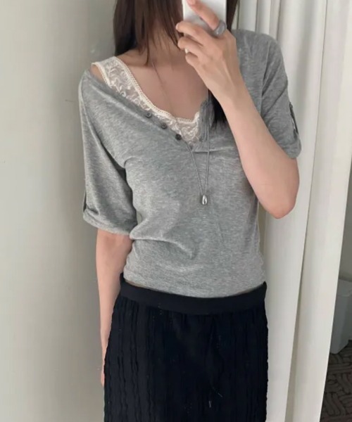 LOENNE(ロエヌ)の「Henley Neck Loose Tee / ヘンリーネックルーズTシャツ(Tシャツ/カットソー・レディース・ホワイト/ライトグリーン/グレー・FREE)」の3枚目の写真