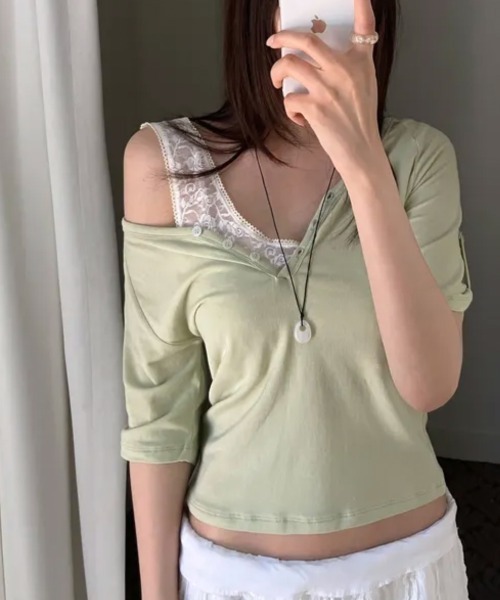 LOENNE(ロエヌ)の「Henley Neck Loose Tee / ヘンリーネックルーズTシャツ(Tシャツ/カットソー・レディース・ホワイト/ライトグリーン/グレー・FREE)」の5枚目の写真