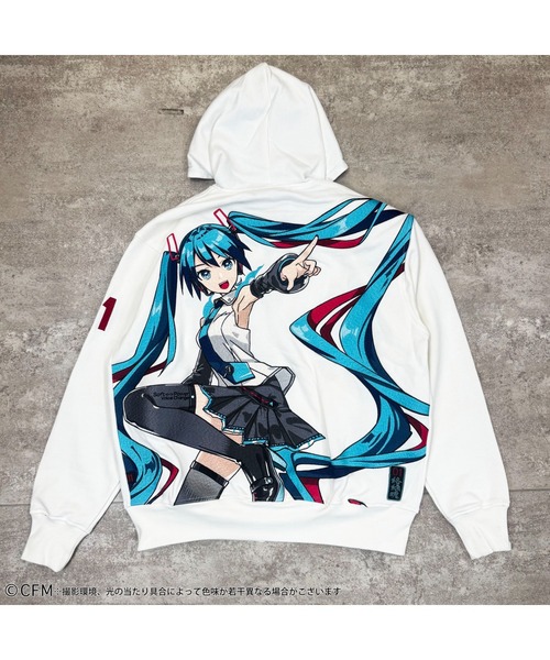 SILVER BULLET(シルバーバレット)の「『HATSUNE MIKU /初音ミク』ミクバクオンパーカー【Z】(パーカー・メンズ・ブラック/ホワイト・M/XL/L)」の9枚目の写真