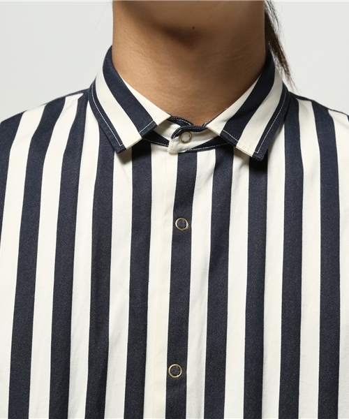 KICS DOCUMENT.（キクス ドキュメント）の「コットンストライプ スナップボタン 半袖シャツ（シャツ/ブラウス・メンズ・Navy・4）」の4枚目の写真