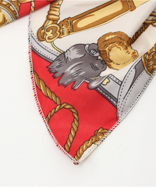 Heather（ヘザー）の「スカーフガラサテンタイ2  726772（バンダナ/スカーフ・レディース・レッド/ブルー・FREE）」の4枚目の写真